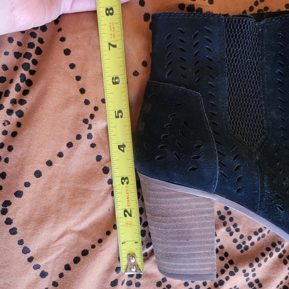 EUC TOMS Majorca Black Suede Cutout Peeptoe Bootie Women 10 - Picture 12 of 12